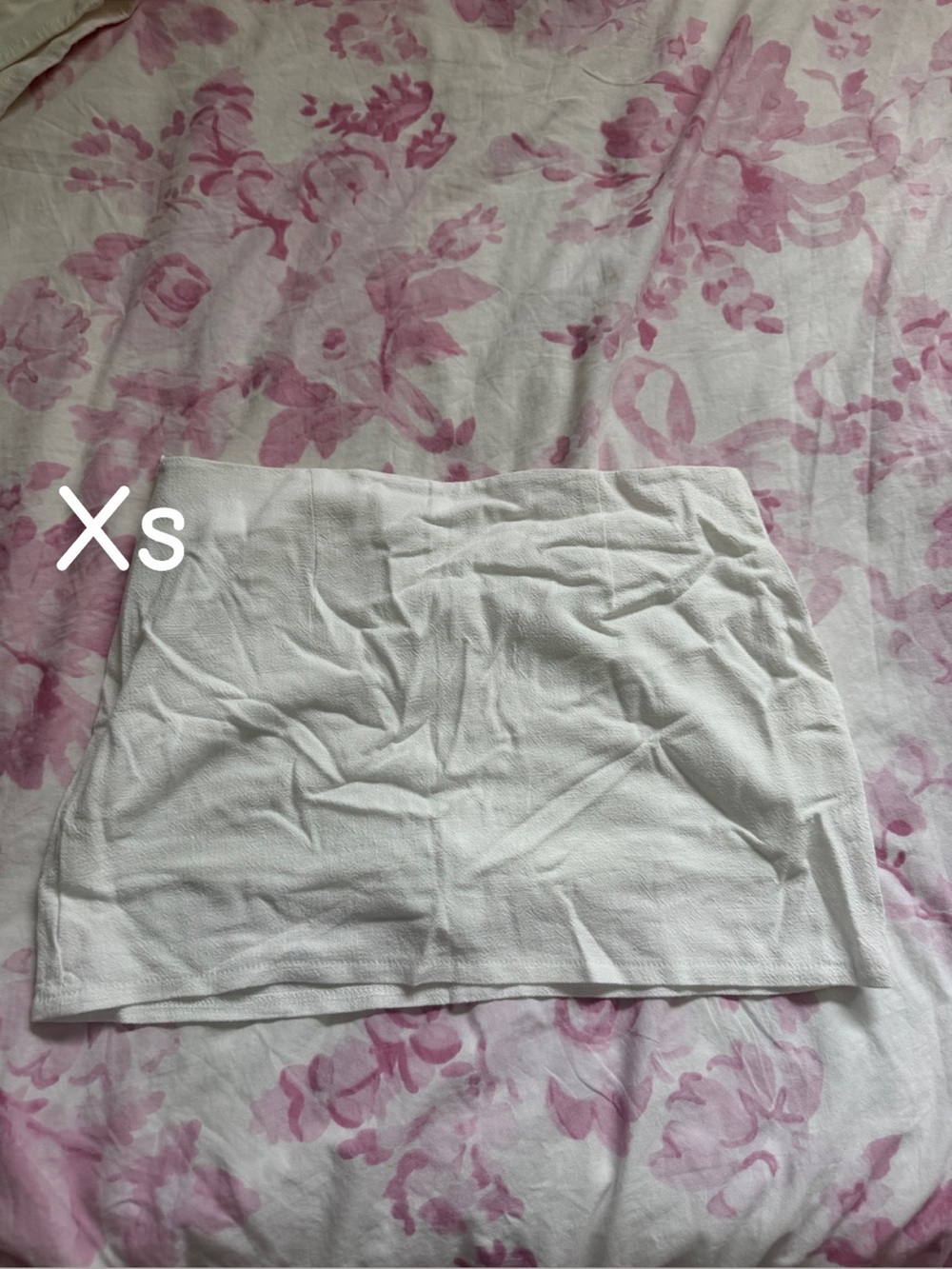 White Women’s Mini Skirt - Brand Unspecified